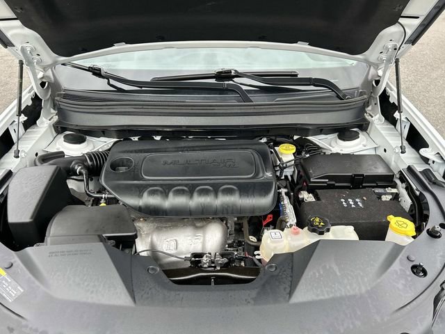 Used 2023 Jeep Cherokee Altitude Lux image 10