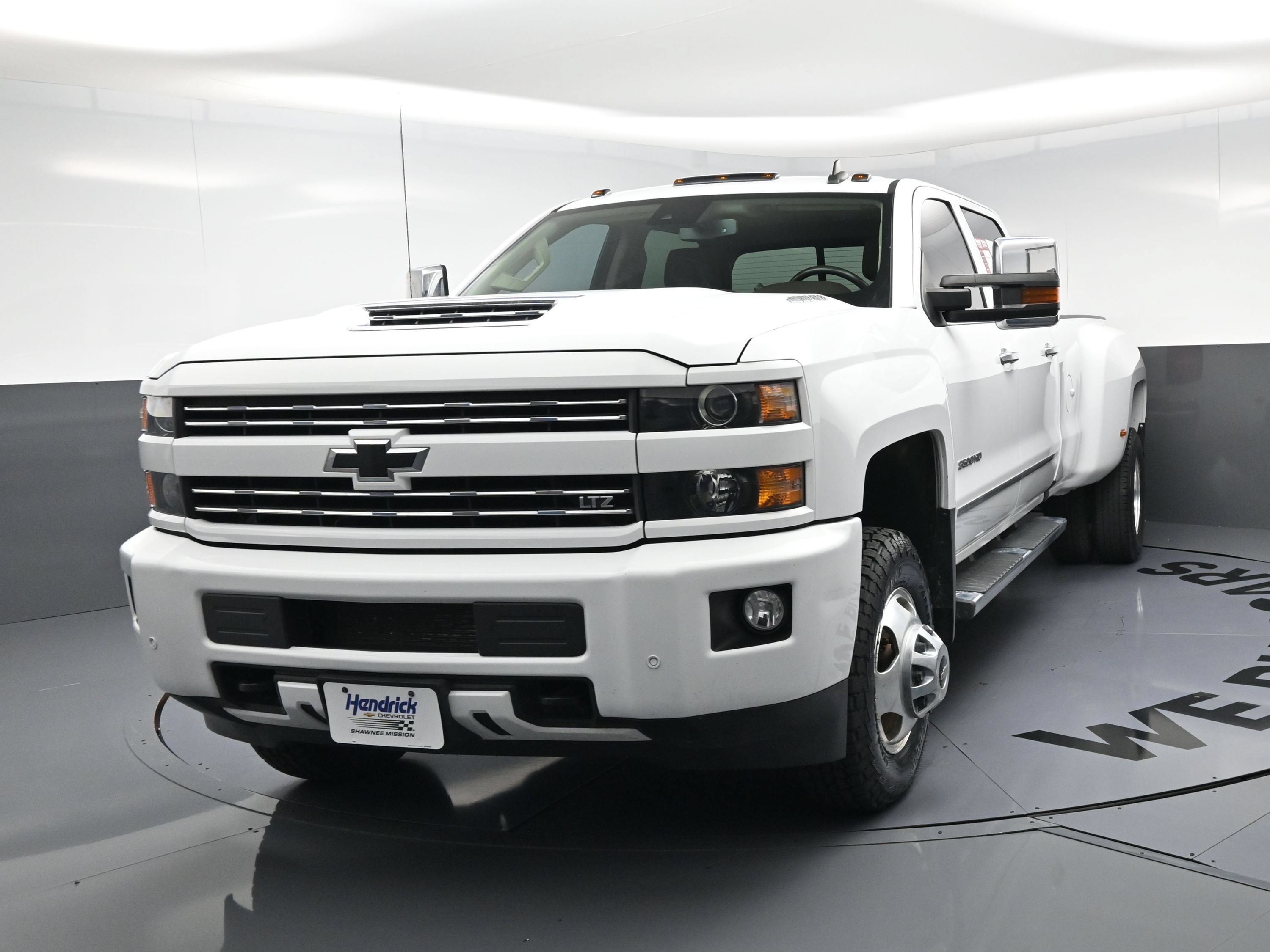 Used 2018 Chevrolet Silverado 3500 LTZ w/ Duramax Plus Package AWD/4WD image 11
