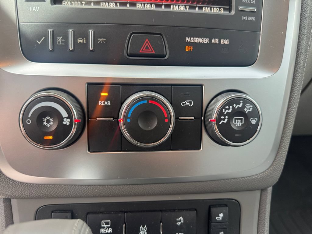 Used 2016 GMC Acadia SLE FWD image 20