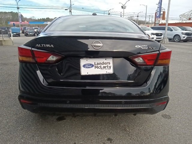 Used 2024 Nissan Altima 2.5 SV image 4