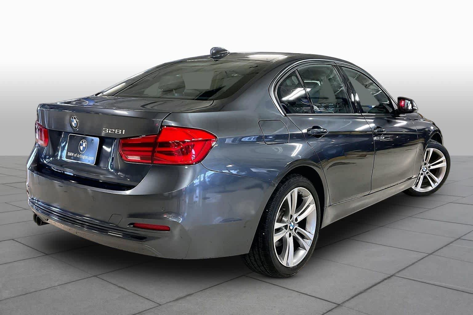 Used 2016 BMW 328i Sedan RWD image 12