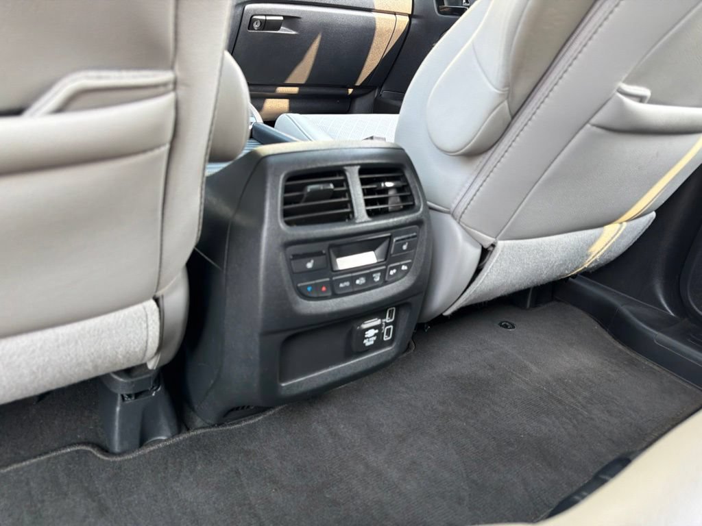 Used 2022 Honda Passport Elite image 16
