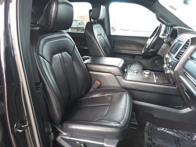 Used 2021 Ford Expedition Limited image 10