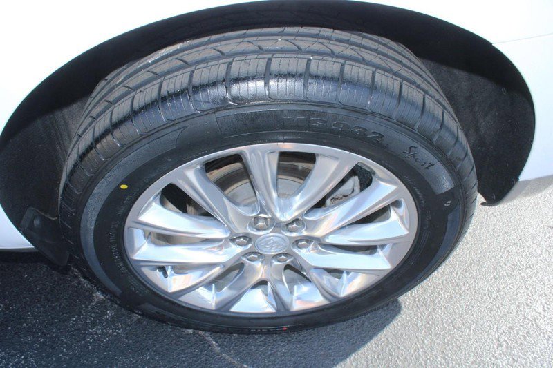 Used 2021 Buick Enclave Premium w/ Experience Buick Package image 8