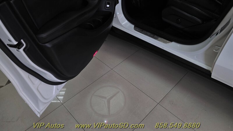 Used 2019 Mercedes-Benz GLC 300 4MATIC image 22