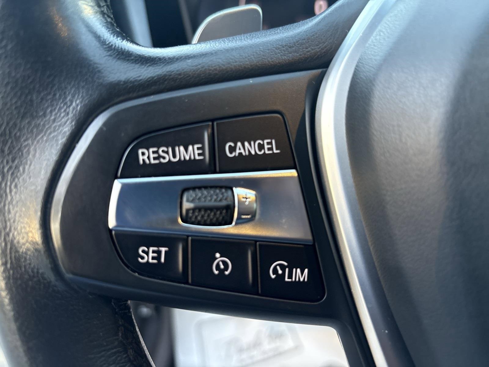 Used 2020 BMW 330i Sedan w/ Convenience Package image 28