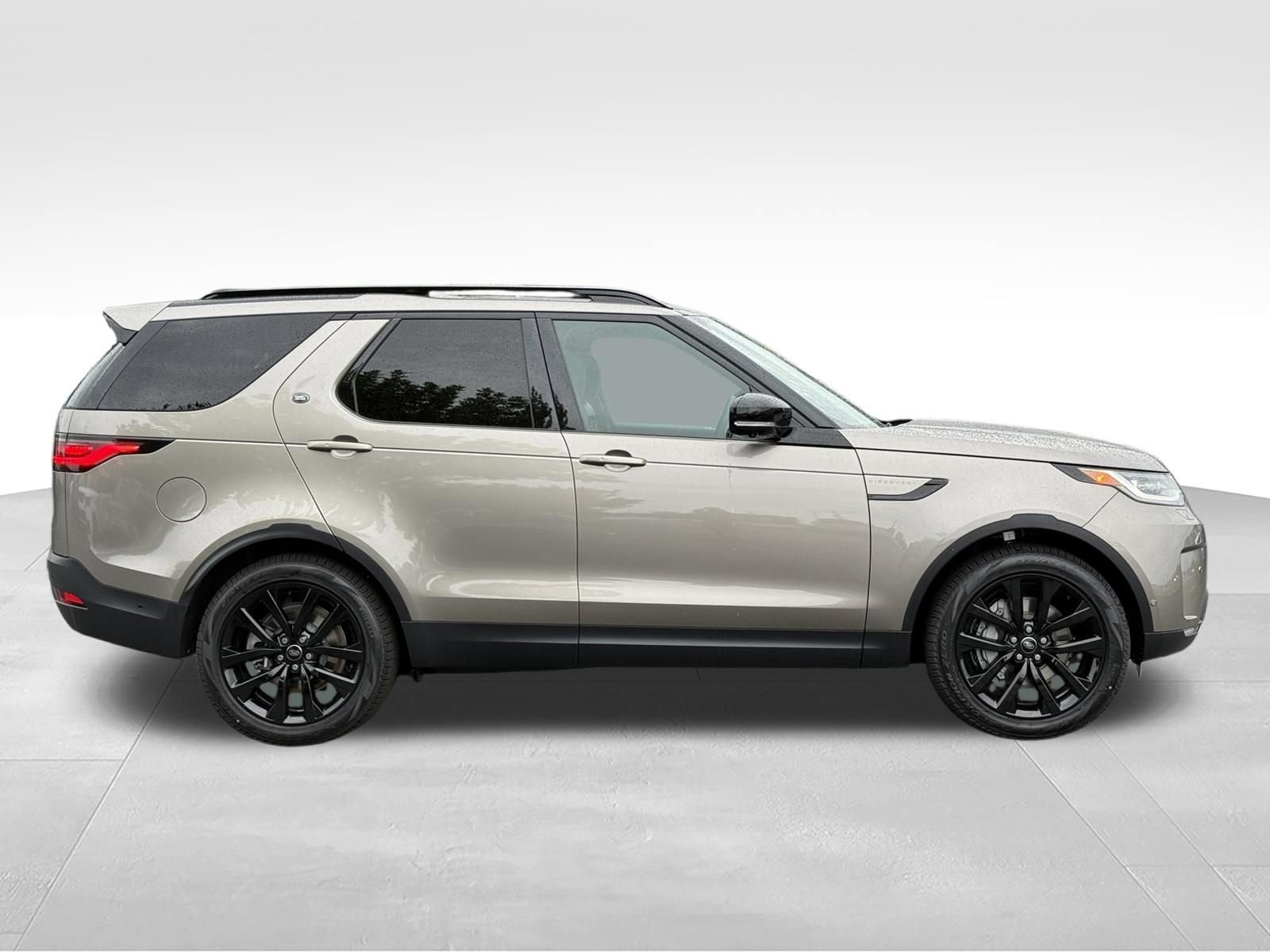 New 2026 Land Rover Discovery S AWD/4WD image 7