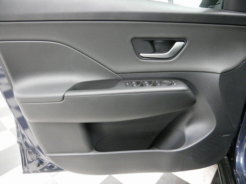 Used 2026 Hyundai Kona Limited AWD/4WD image 9