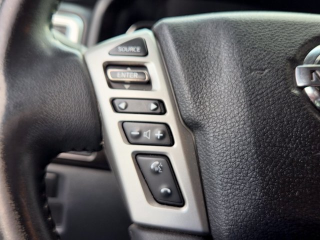 Used 2018 Nissan Titan SV w/ SV Convenience Package AWD/4WD image 25
