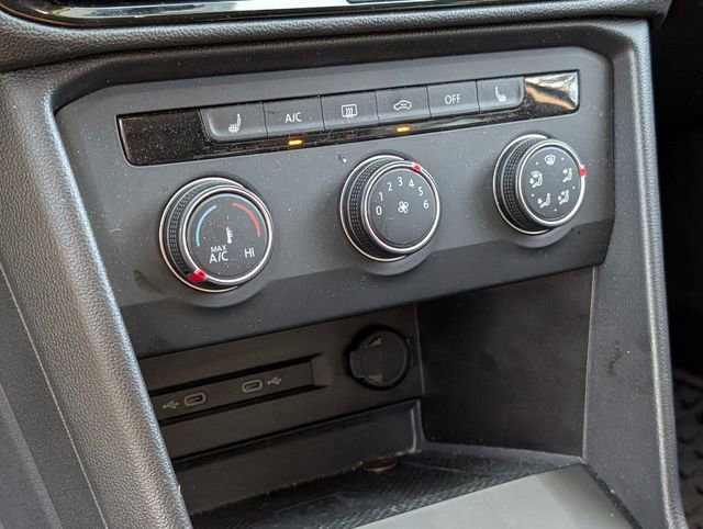 Used 2022 Volkswagen Taos SE image 20