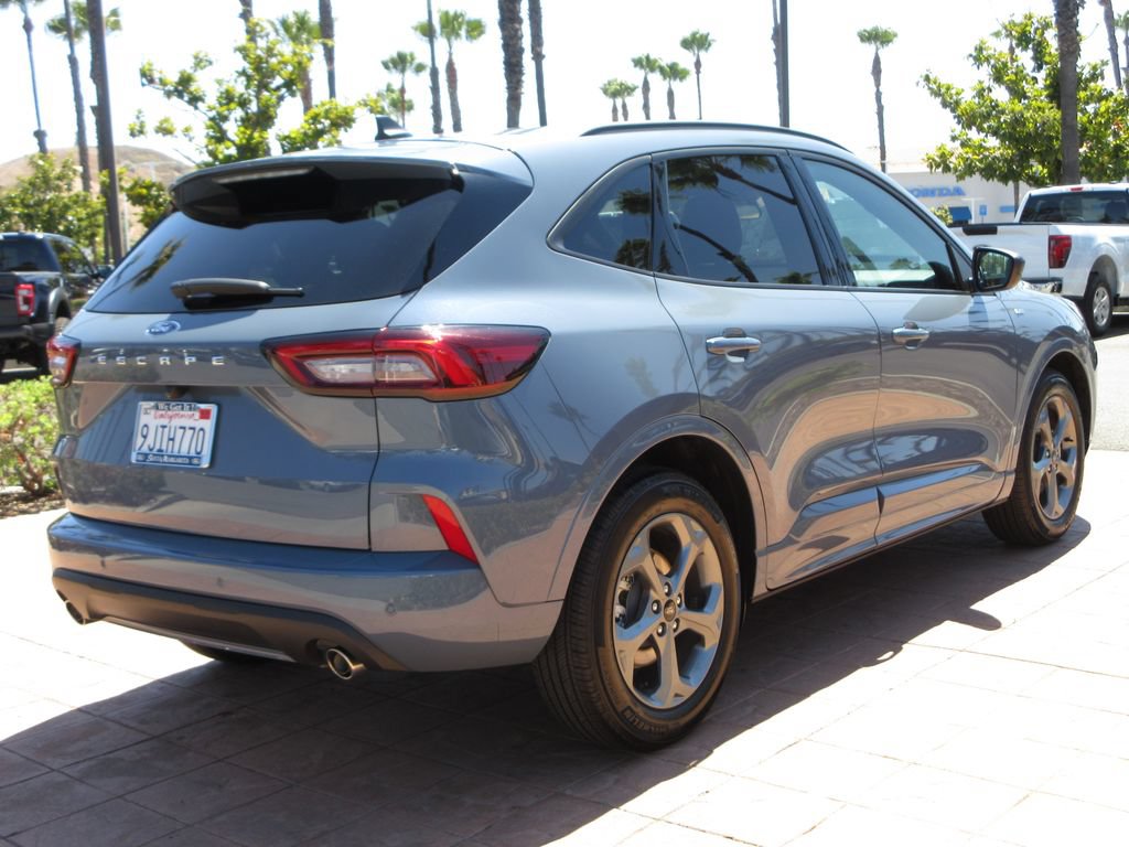 Certified 2023 Ford Escape ST-Line w/ Tech Pack #1 FWD image 4