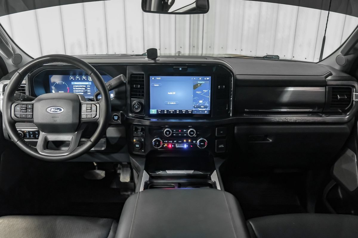 Used 2025 Ford F350 Lariat w/ Lariat Ultimate Package AWD/4WD image 14