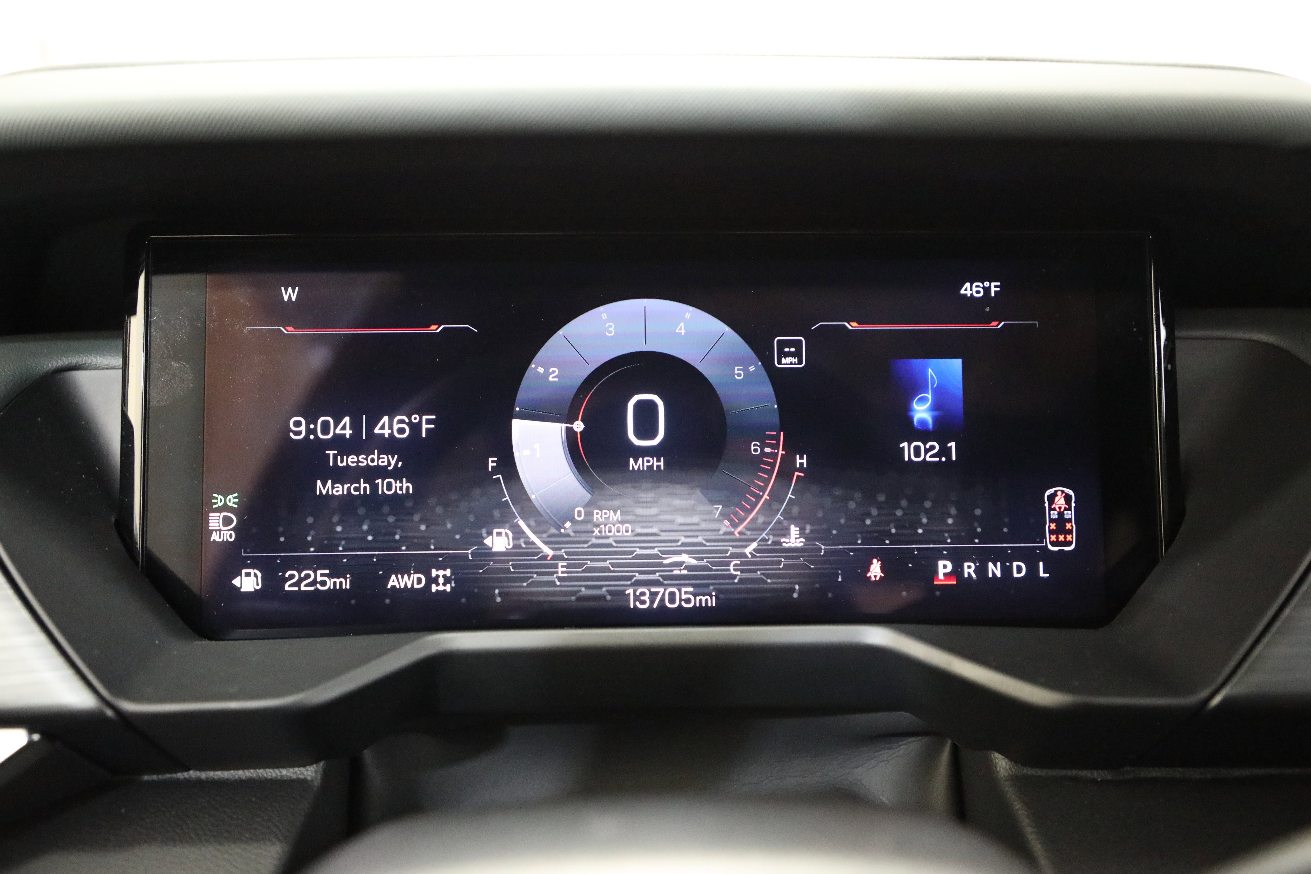 Used 2024 GMC Acadia AT4 image 4