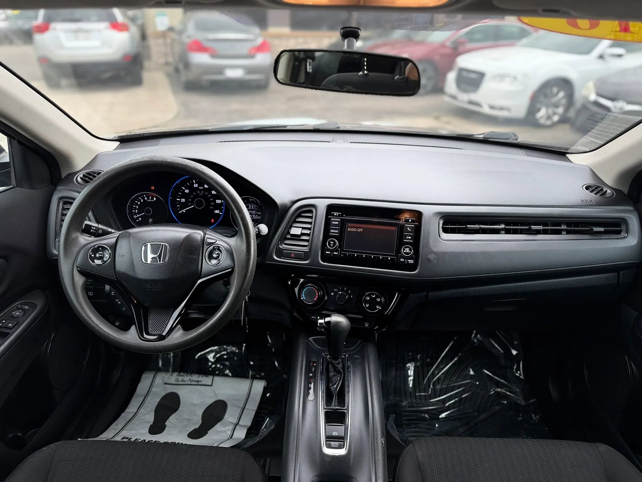 Used 2016 Honda HR-V LX image 29