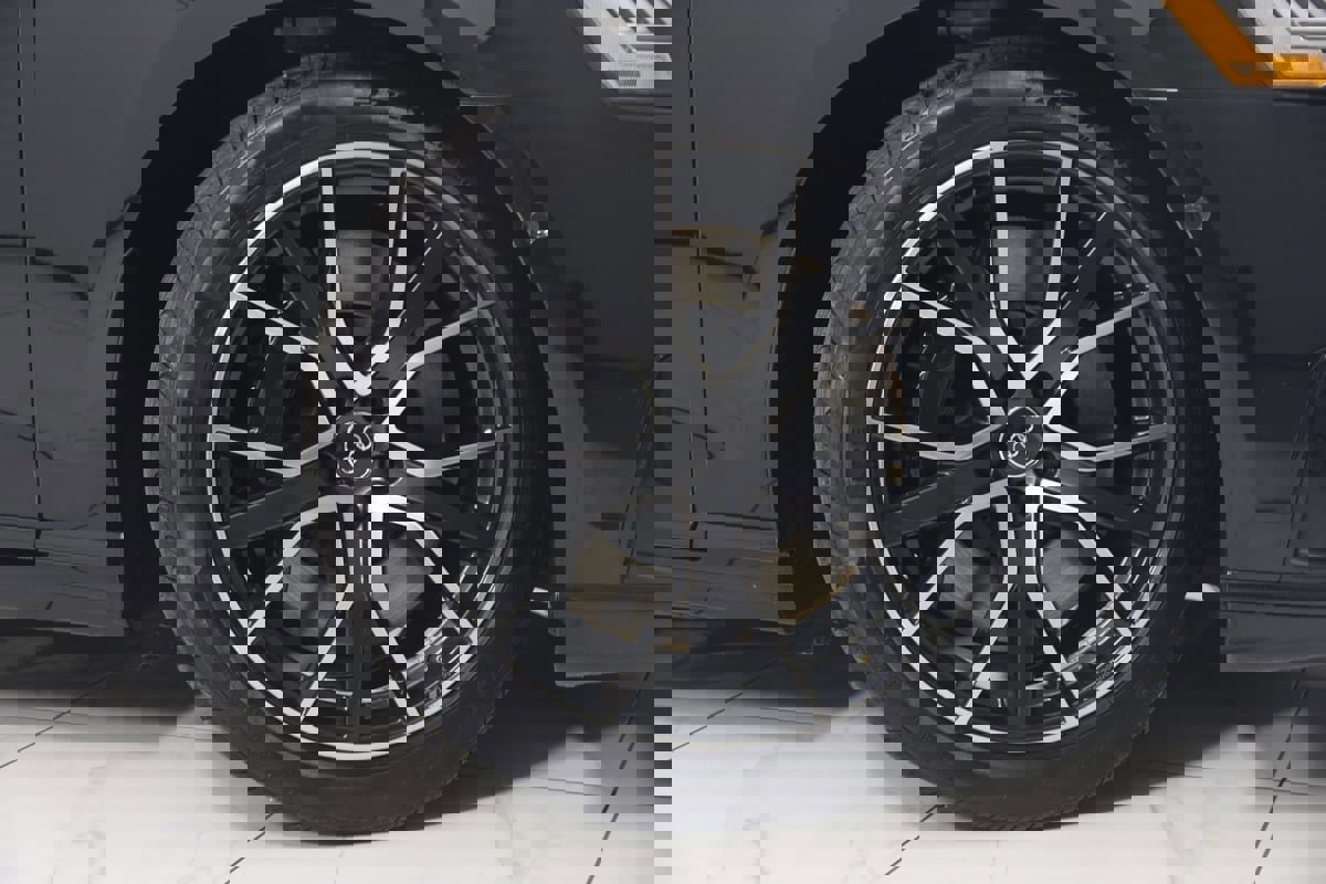 Used 2020 Audi A8 L 4.0T w/ Sport Plus Package image 17