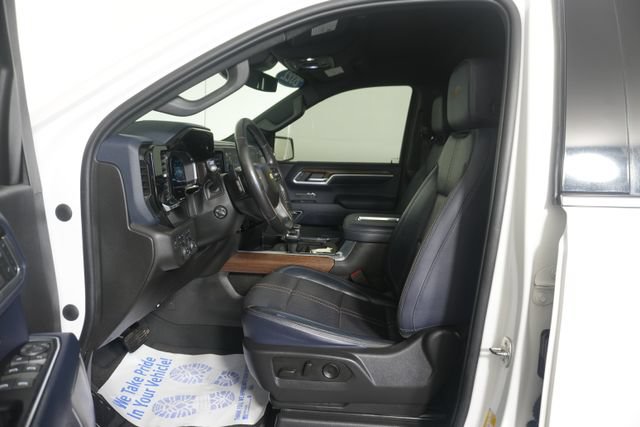 Used 2022 Chevrolet Silverado 1500 High Country w/ Z71 Off-Road Package AWD/4WD image 30