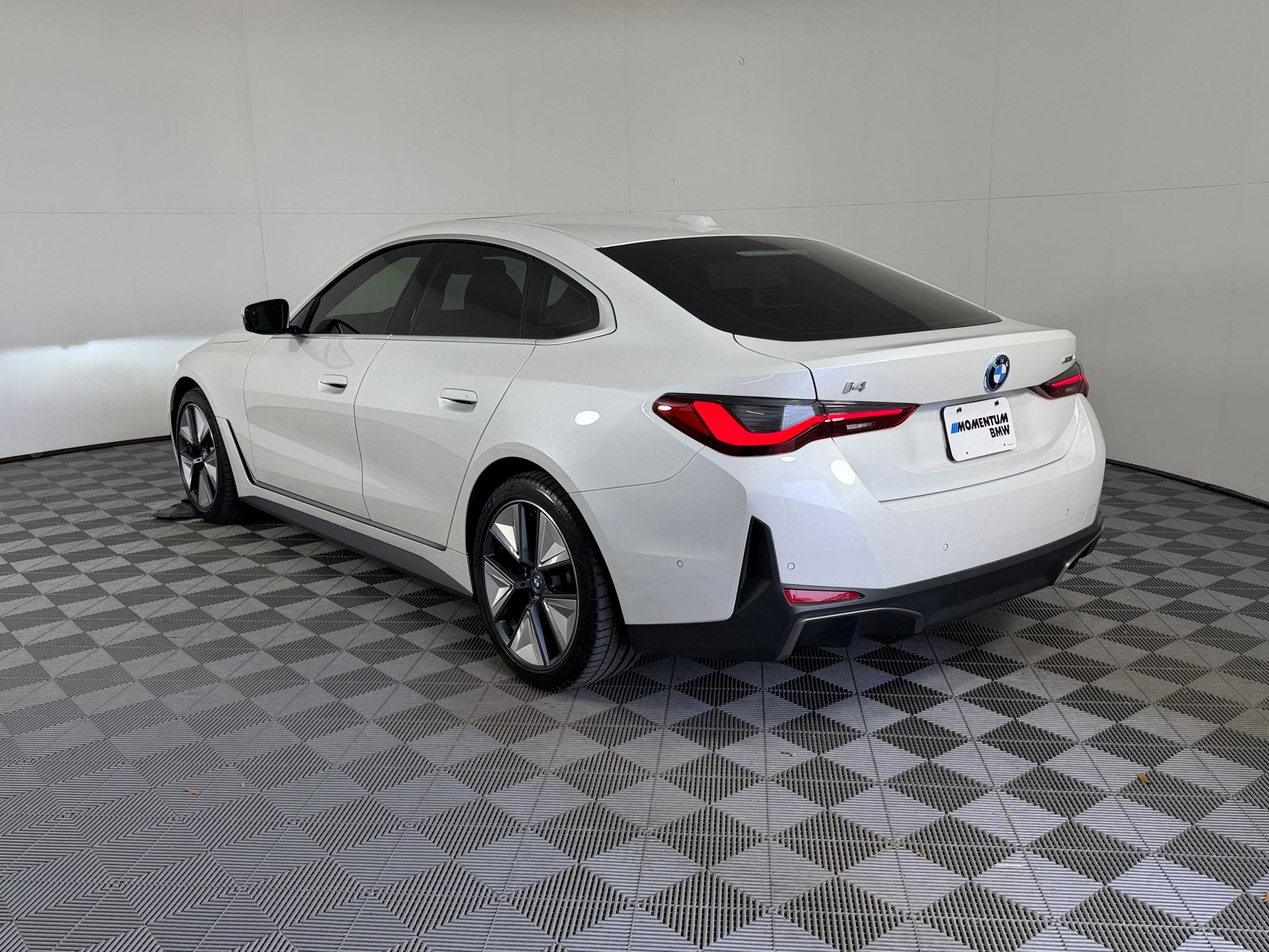Certified 2023 BMW i4 eDrive35 w/ Premium Package RWD image 3
