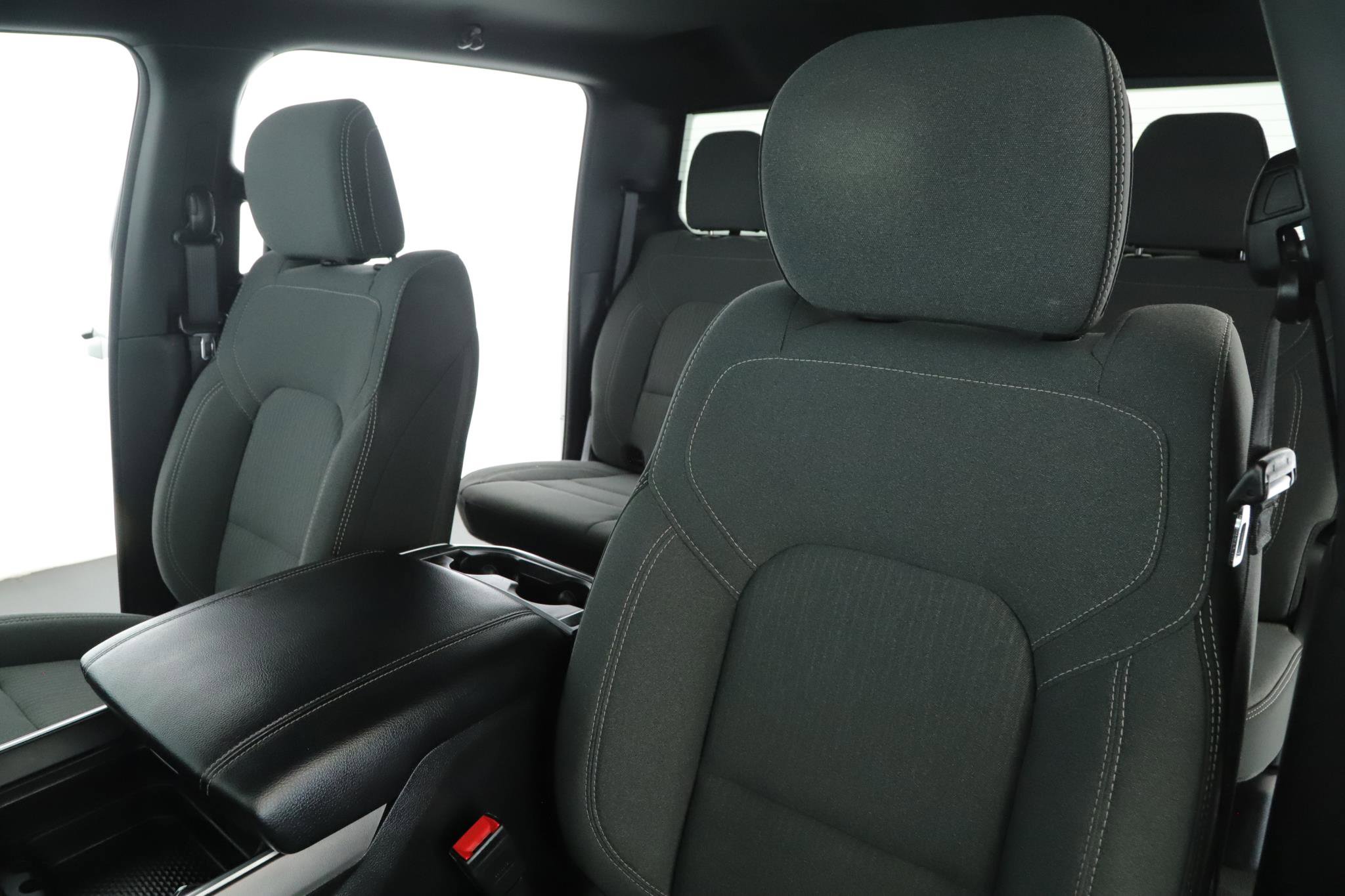 Used 2022 RAM 1500 Big Horn image 4