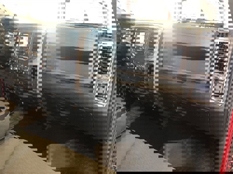 Used 2019 RAM 1500 Express w/ Express Value Package image 18