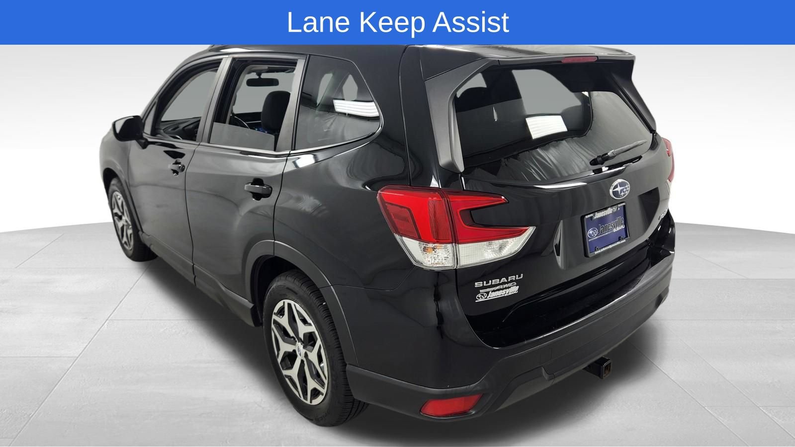 Used 2021 Subaru Forester Premium AWD/4WD image 5