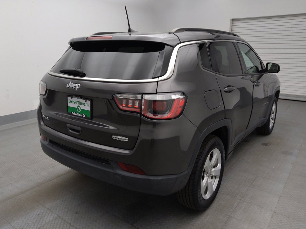 Used 2020 Jeep Compass Latitude w/ Cold Weather Group AWD/4WD image 9