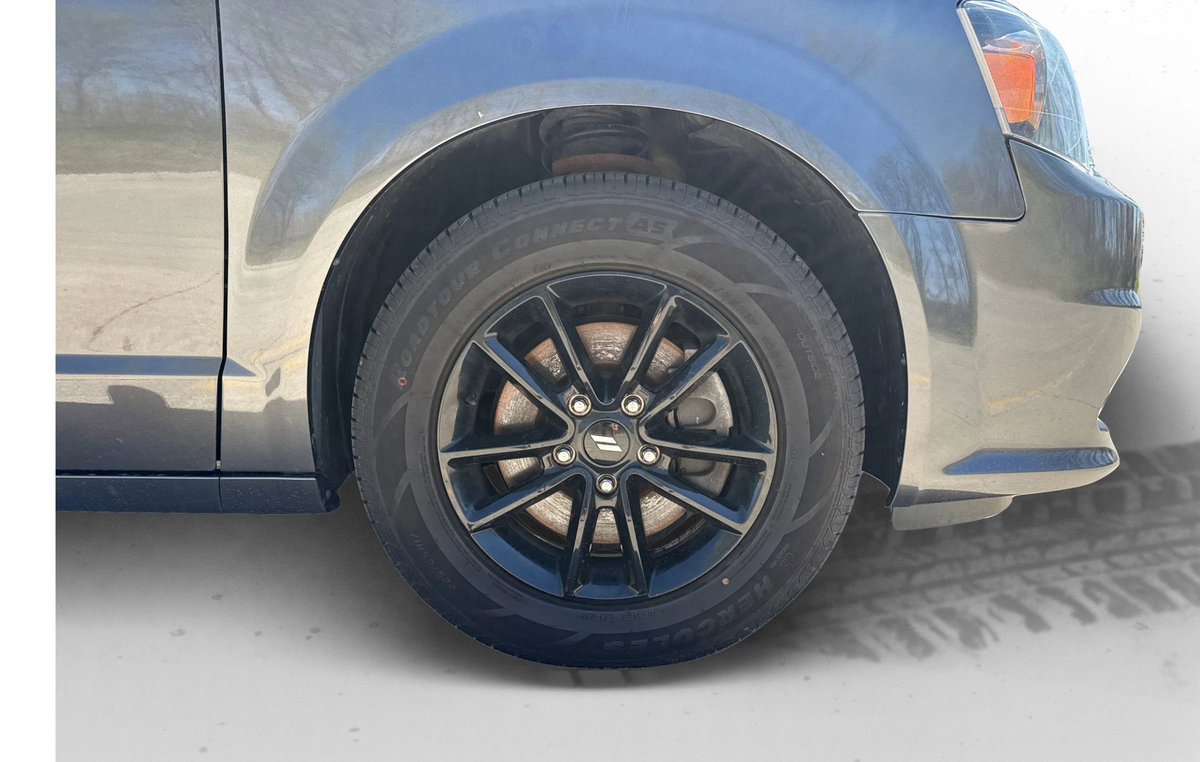Used 2019 Dodge Grand Caravan GT FWD image 26