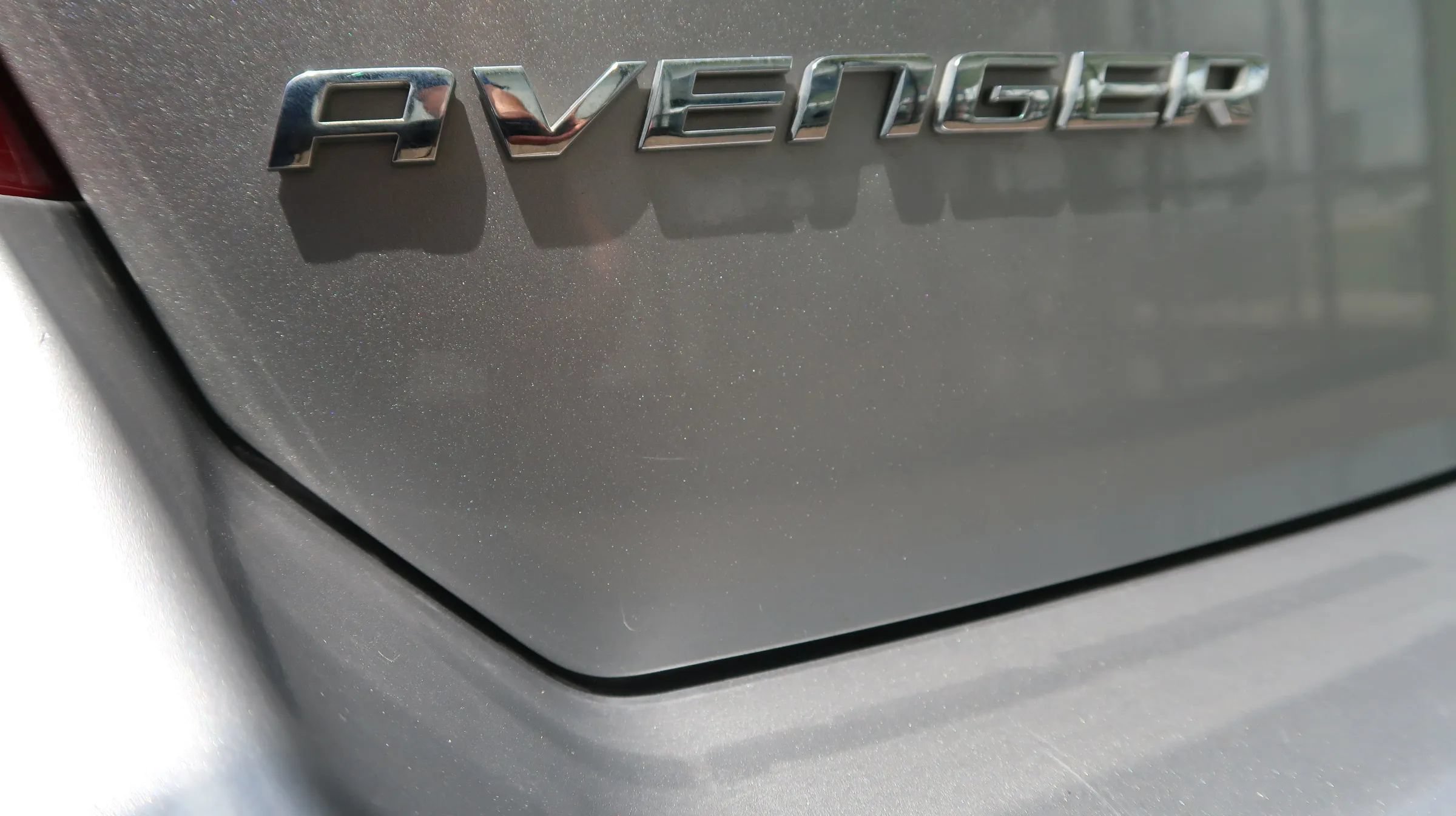 Used 2014 Dodge Avenger SXT FWD image 48