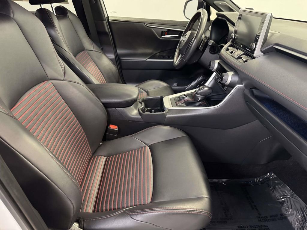 Used 2022 Toyota RAV4 XSE w/ Weather Package image 11