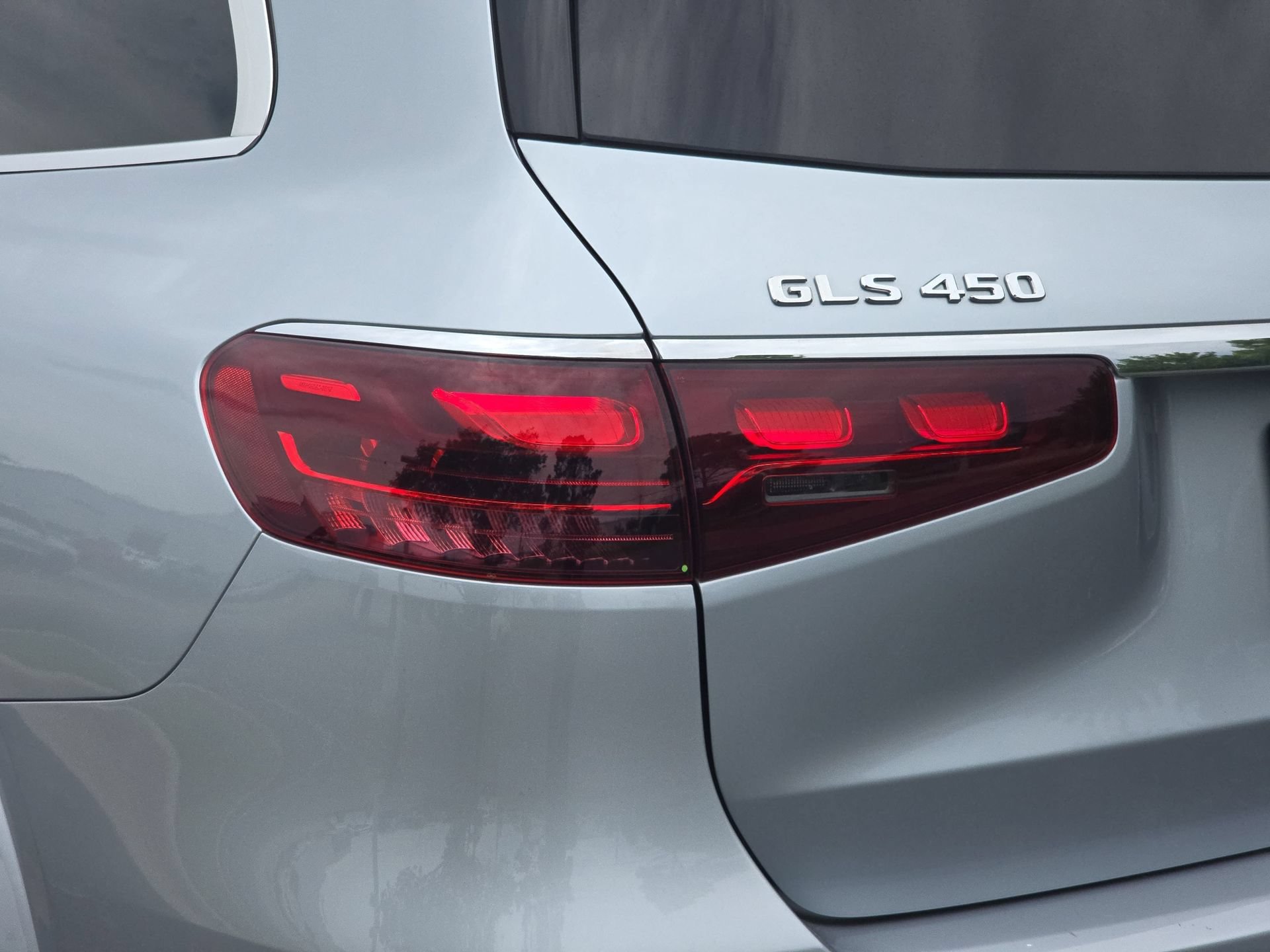 Certified 2024 Mercedes-Benz GLS 450 4MATIC image 33