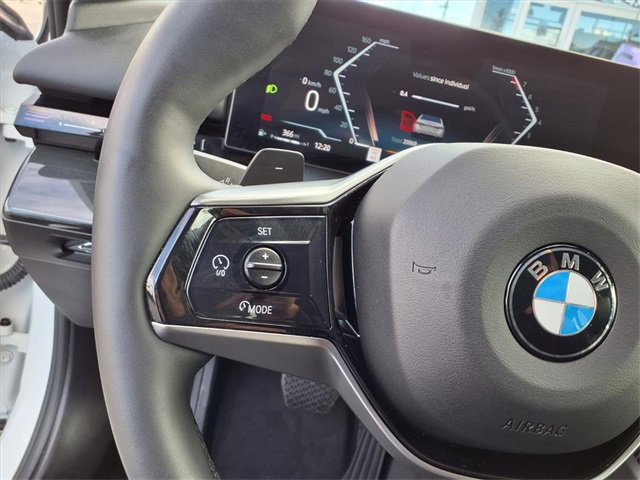 Used 2025 BMW 530i xDrive 530i xDrive image 16