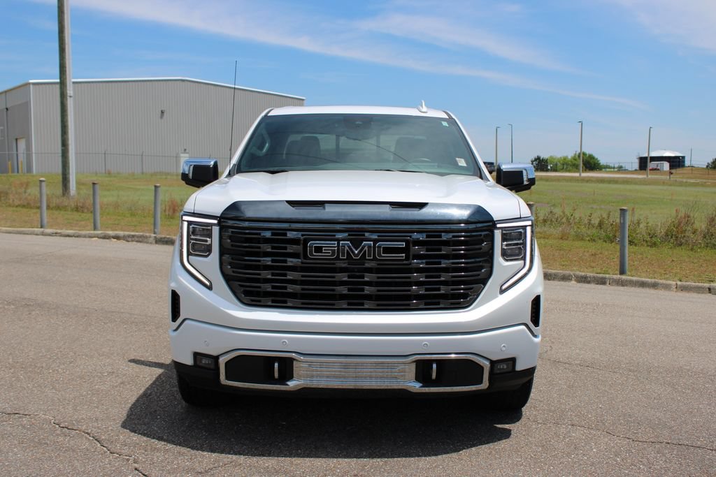 Used 2023 GMC Sierra 1500 Denali Ultimate AWD/4WD image 4