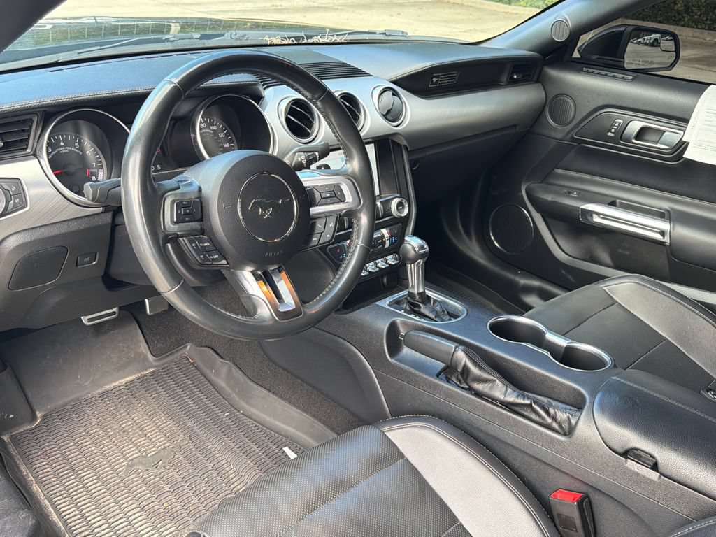 Used 2020 Ford Mustang GT Premium RWD image 6