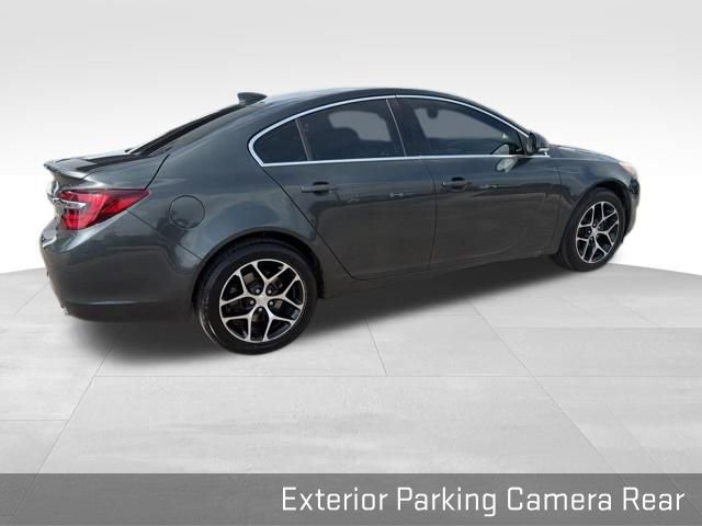 Used 2017 Buick Regal Sport Touring image 14