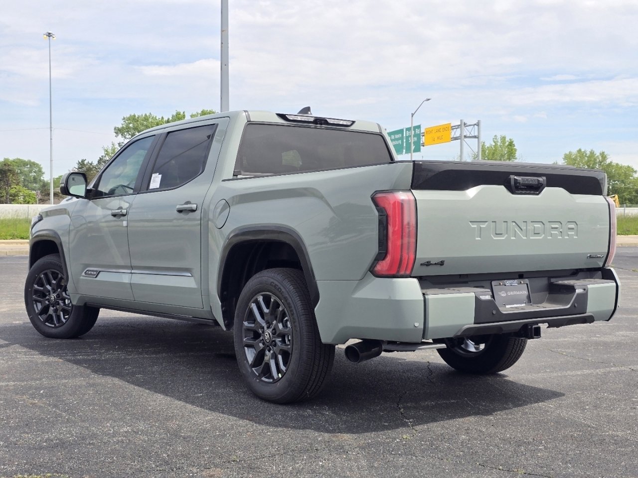 New 2026 Toyota Tundra Platinum AWD/4WD image 17
