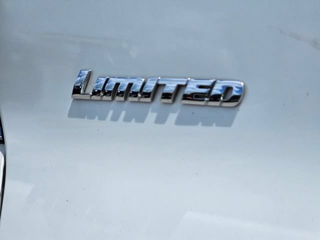 Used 2019 Toyota 4Runner Limited AWD/4WD image 9