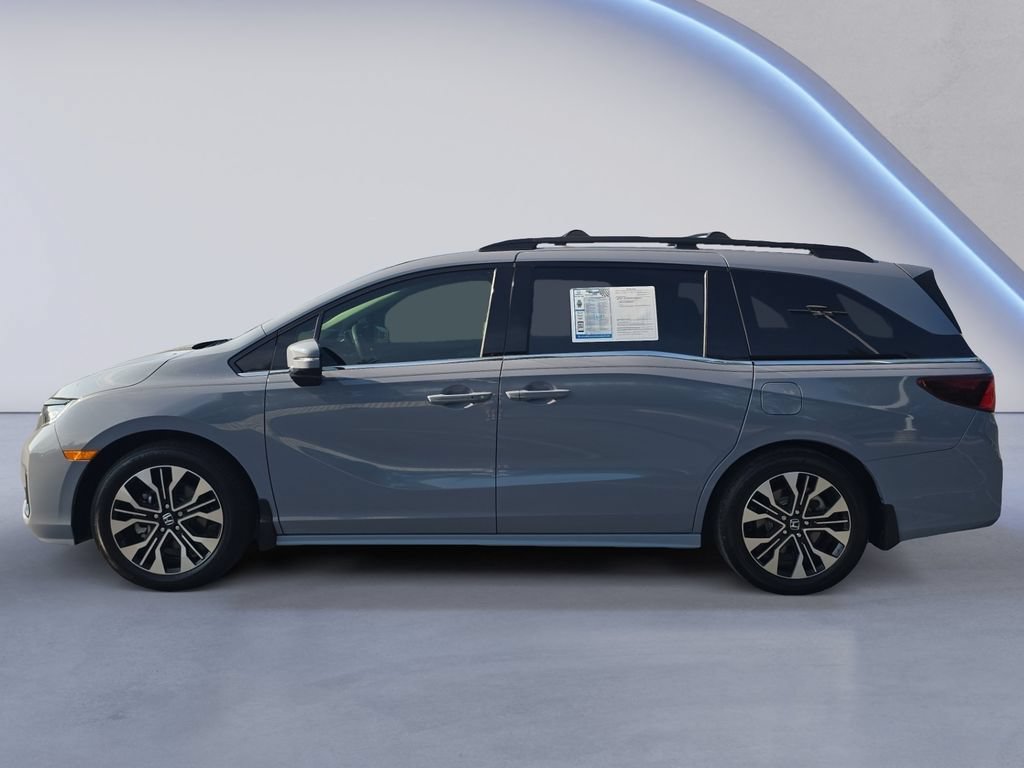 Used 2026 Honda Odyssey Elite image 2