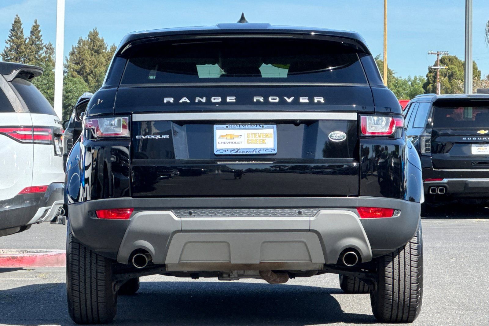 Used 2019 Land Rover Range Rover Evoque SE image 6