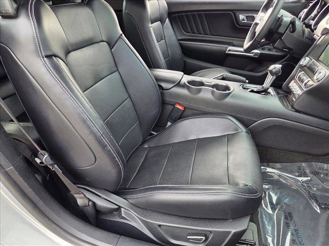 Used 2017 Ford Mustang Premium image 19
