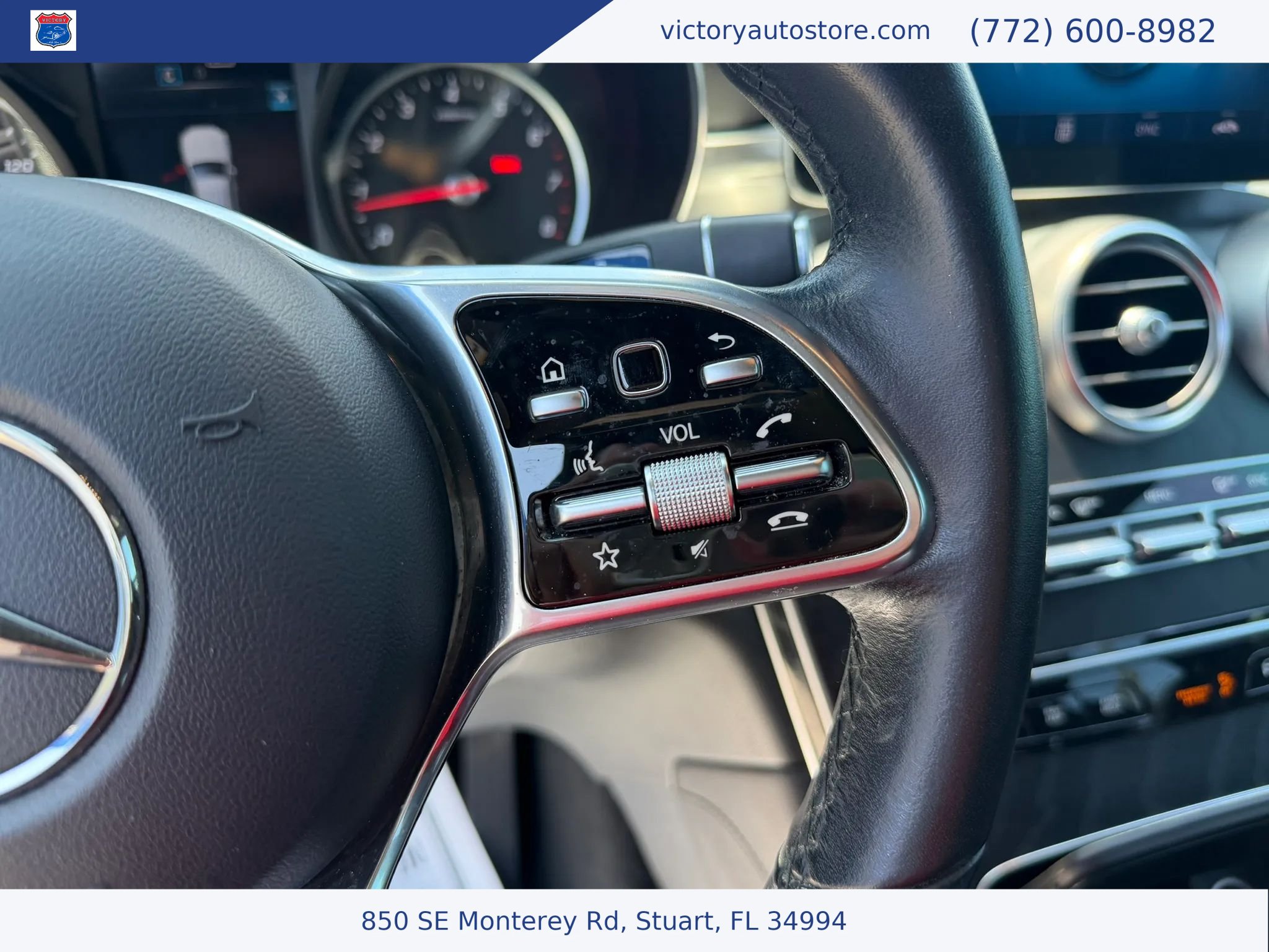 Used 2020 Mercedes-Benz GLC 300 image 23