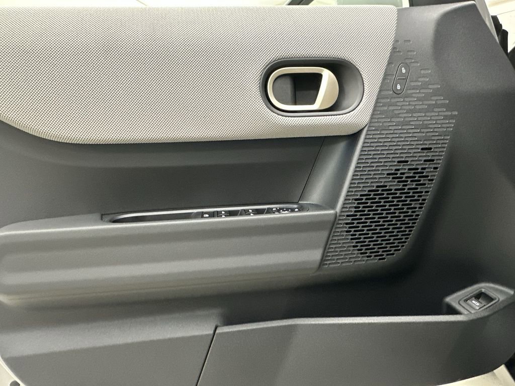 New 2025 MINI Cooper 4-Door Hardtop FWD image 14