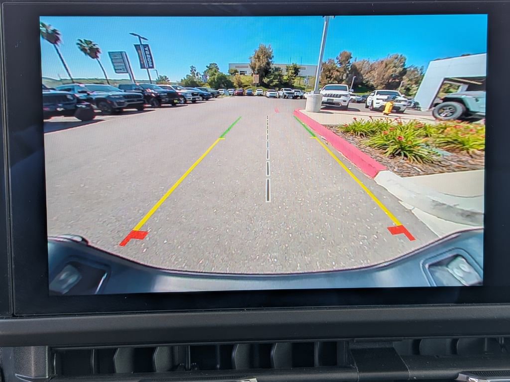 Used 2026 Jeep Gladiator Sport image 15