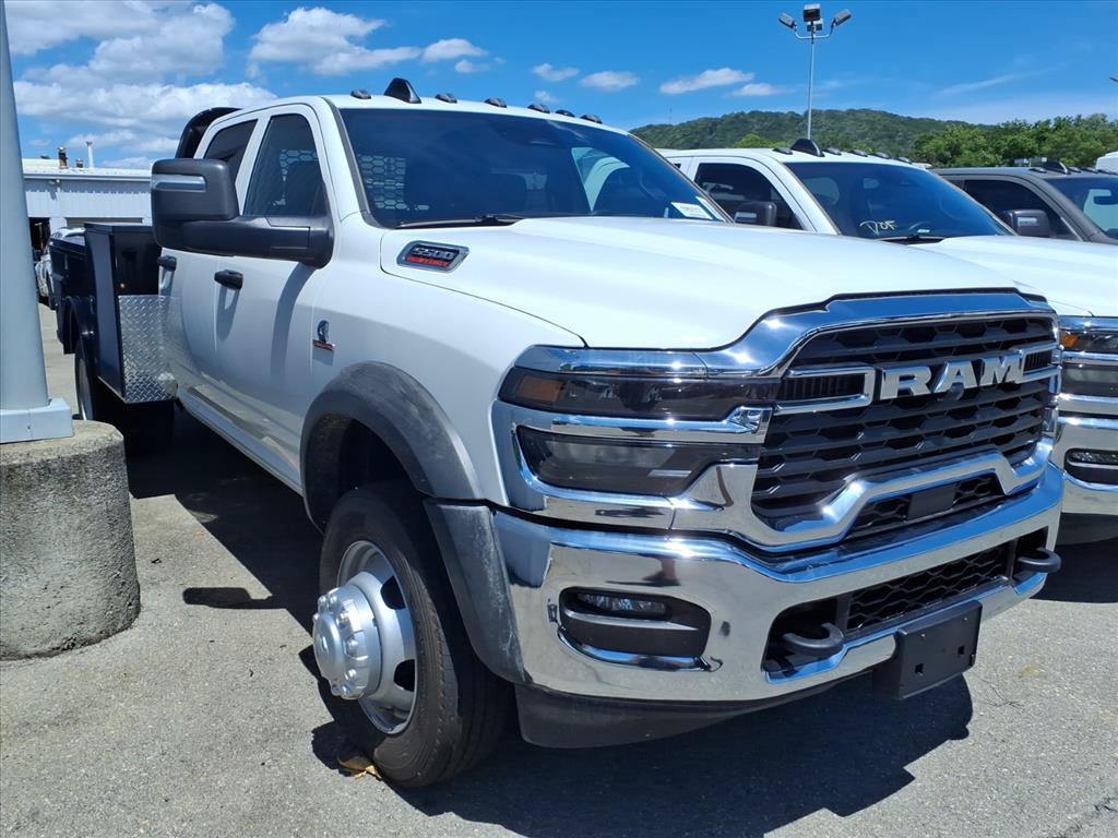 New 2026 RAM 5500 Tradesman w/ Chrome Appearance Group AWD/4WD image 2