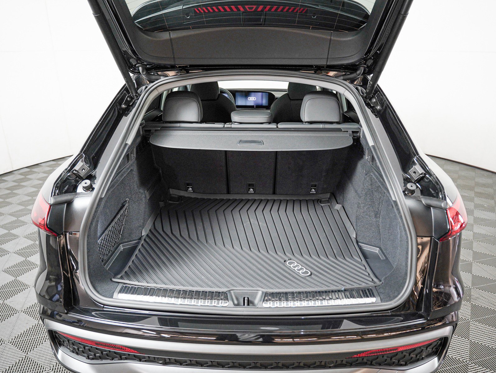 New 2026 Audi Q5 Premium Plus AWD/4WD image 6