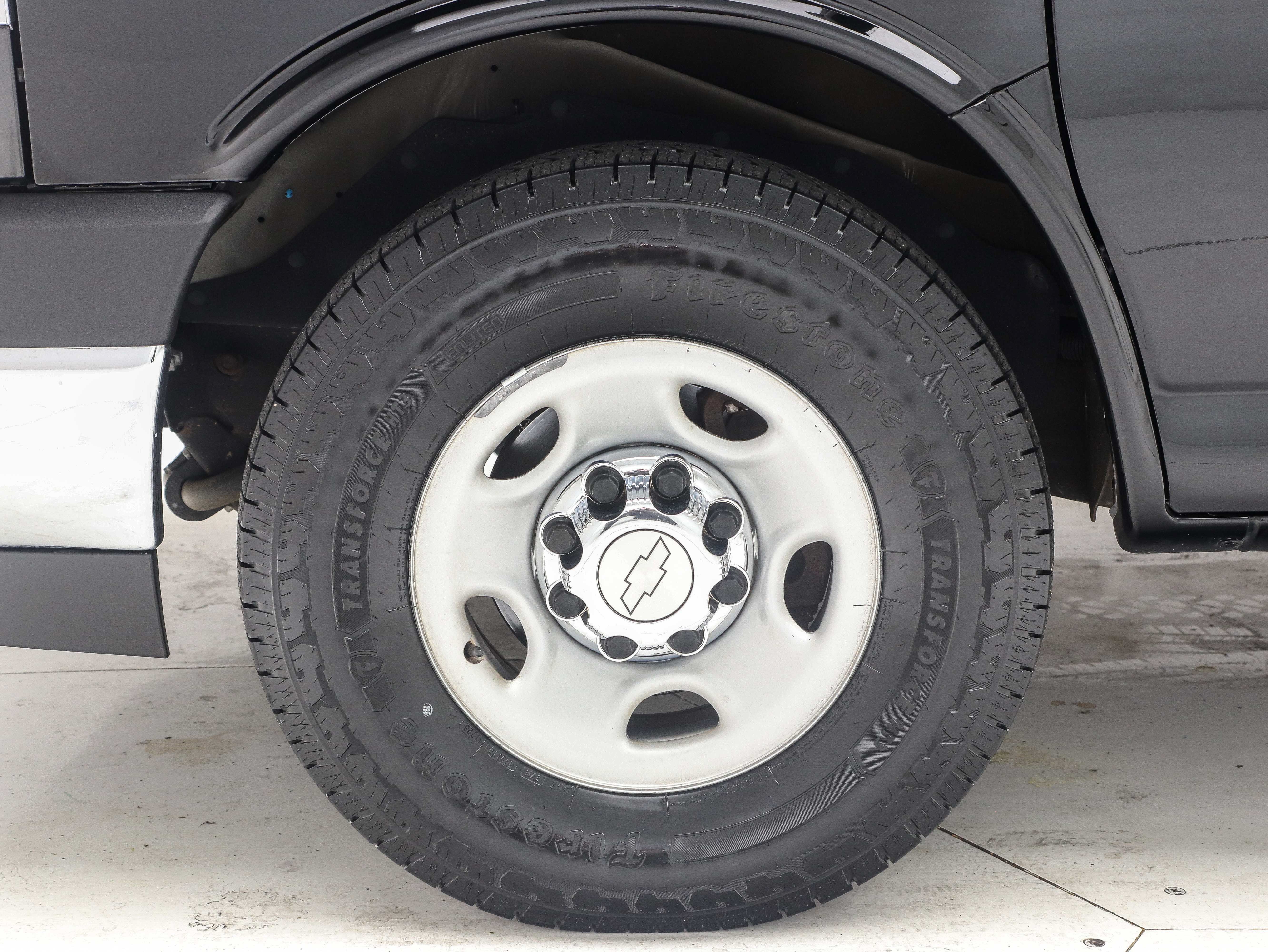 Used 2019 Chevrolet Express 3500 LT w/ LT Preferred Equipment Group RWD image 25