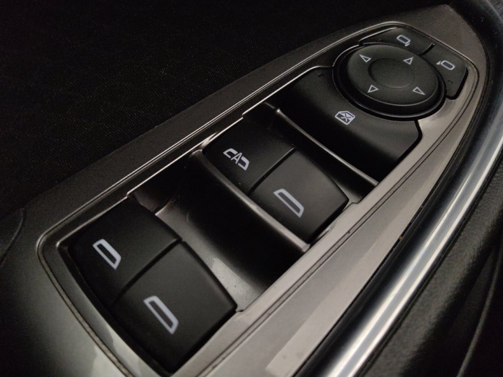 Used 2019 Chevrolet Malibu LT FWD image 27
