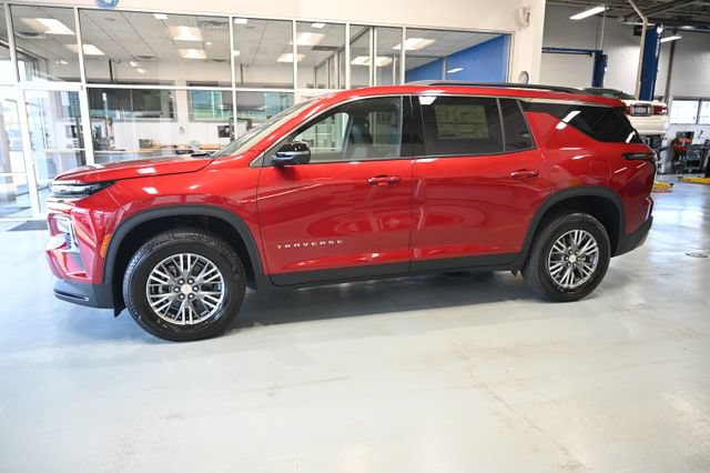 New 2027 Chevrolet Traverse LT w/ Driver Confidence Package FWD image 7