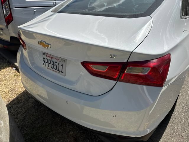 Used 2025 Chevrolet Malibu LT FWD image 3