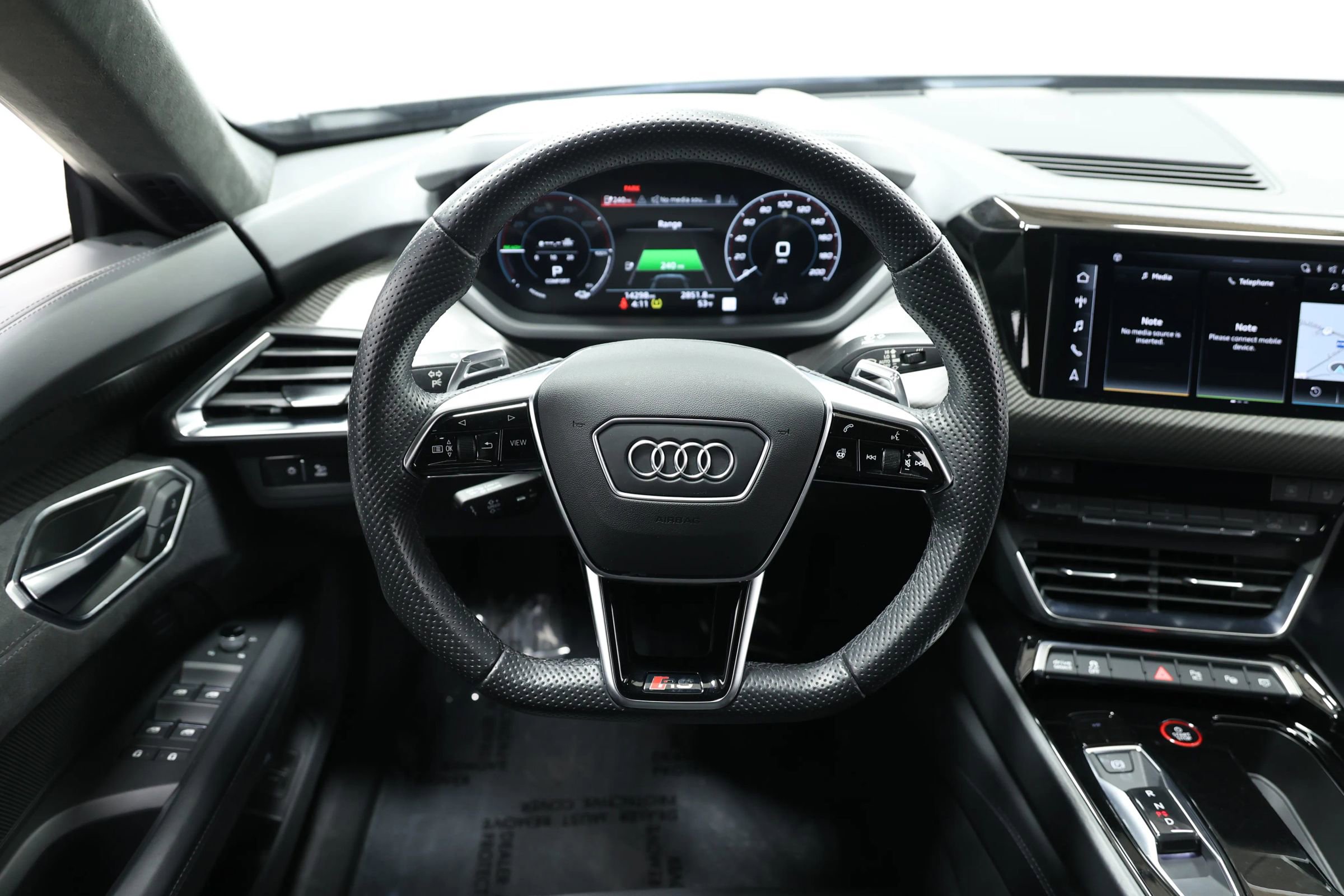 Used 2022 Audi RS e-tron GT w/ Carbon Performance Package image 32