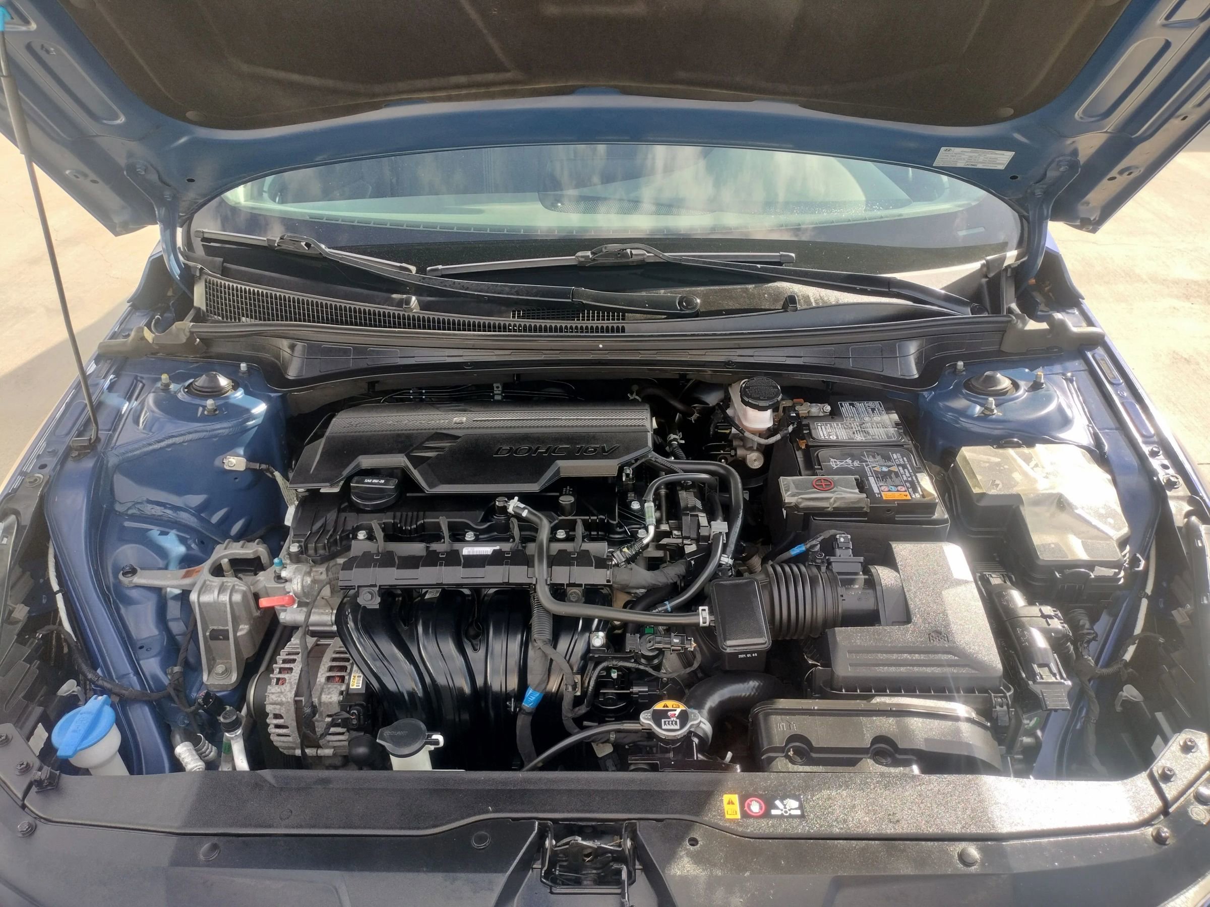 Used 2021 Hyundai Elantra SE image 12