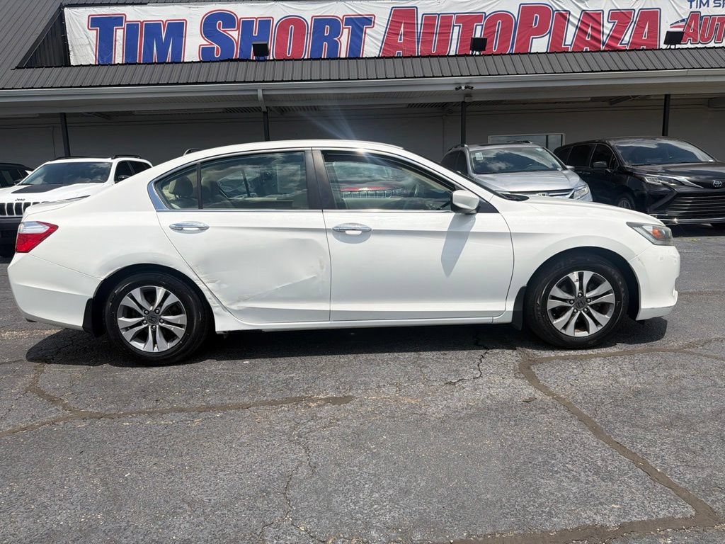 Used 2013 Honda Accord LX image 8